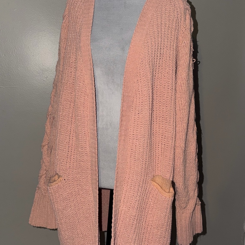 Elegant Pink Cardigan Sweater